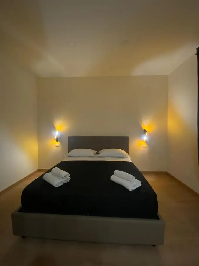 Bed & Breakfast Maison Dante Naples